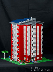 Byggt av helt vanliga Legobitar...