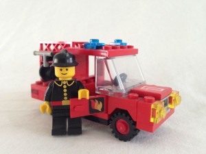 I verkliga livet blev Magnus brandingenjör, i Lego City körde han brandbil redan trettio år tidigare